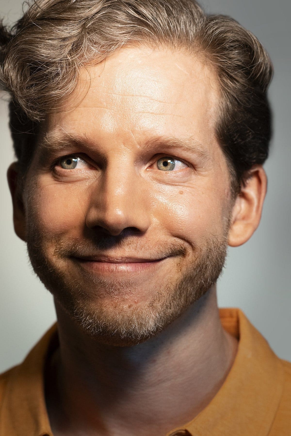 تصویر هنرمند Stark Sands
