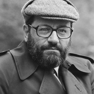 تصویر هنرمند Umberto Eco