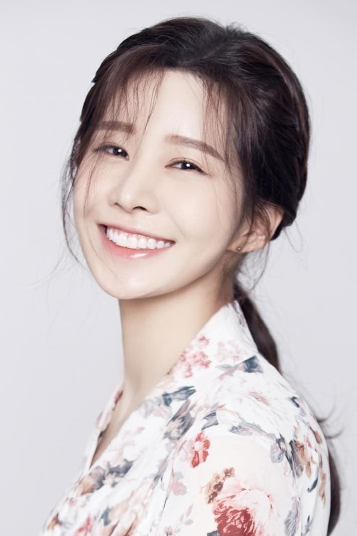 تصویر هنرمند Kim Chae-yoon