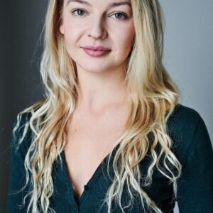 تصویر هنرمند Issy Stewart