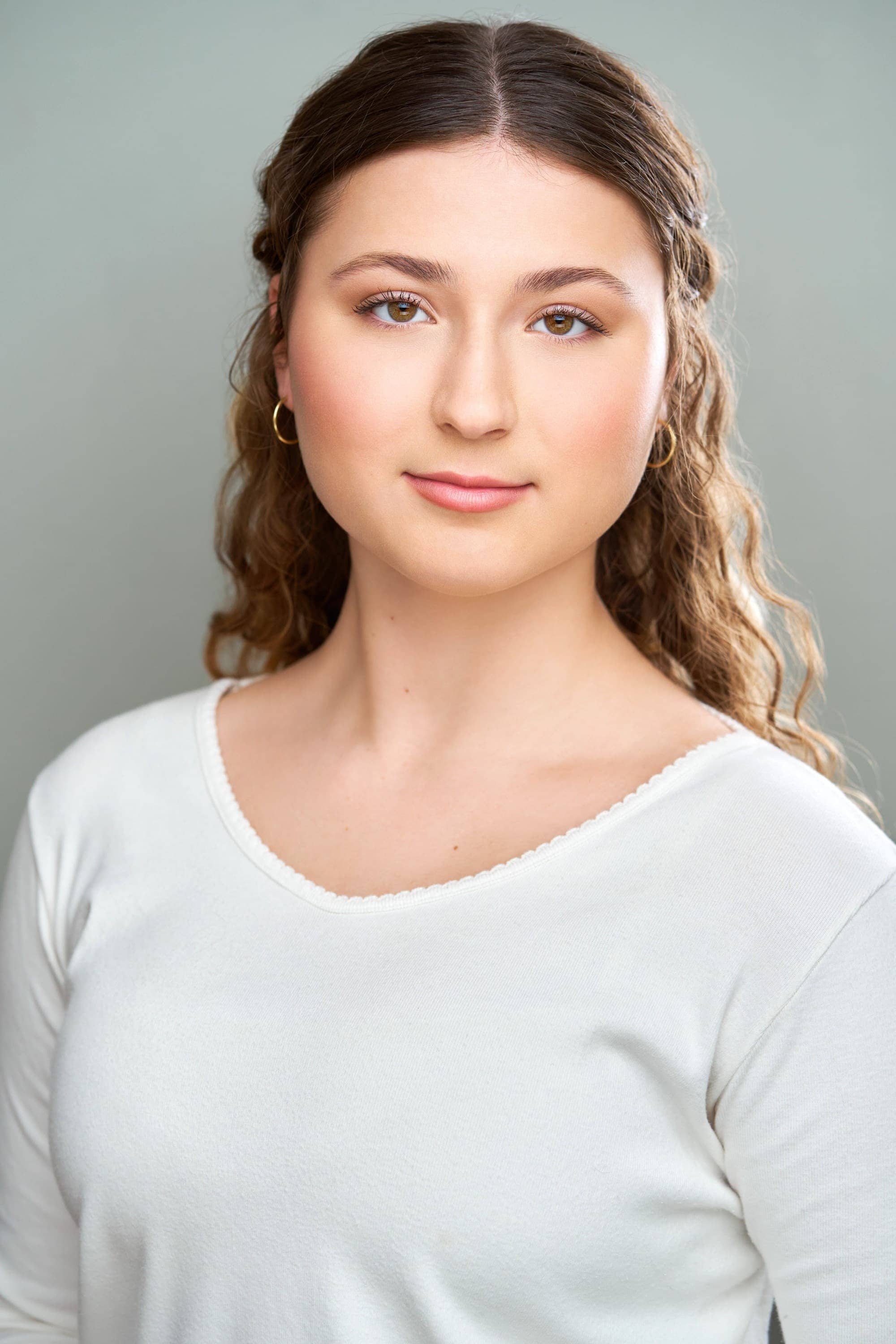 تصویر هنرمند Oona Girton-Marshall