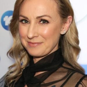تصویر هنرمند Lisa McCune