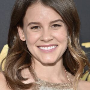 تصویر هنرمند Sosie Bacon