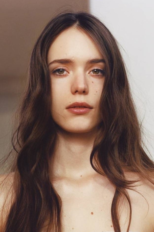 تصویر هنرمند Stacy Martin