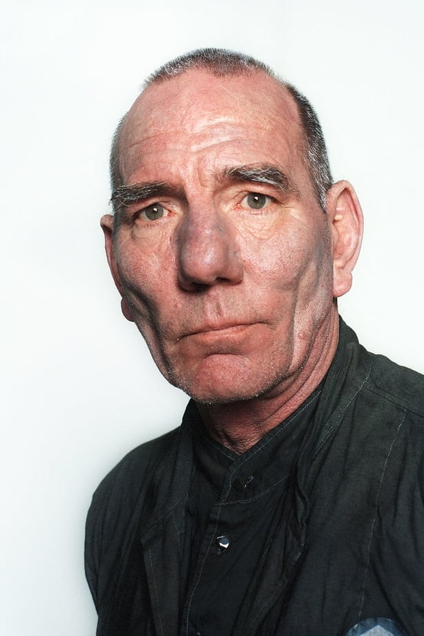 تصویر هنرمند Pete Postlethwaite