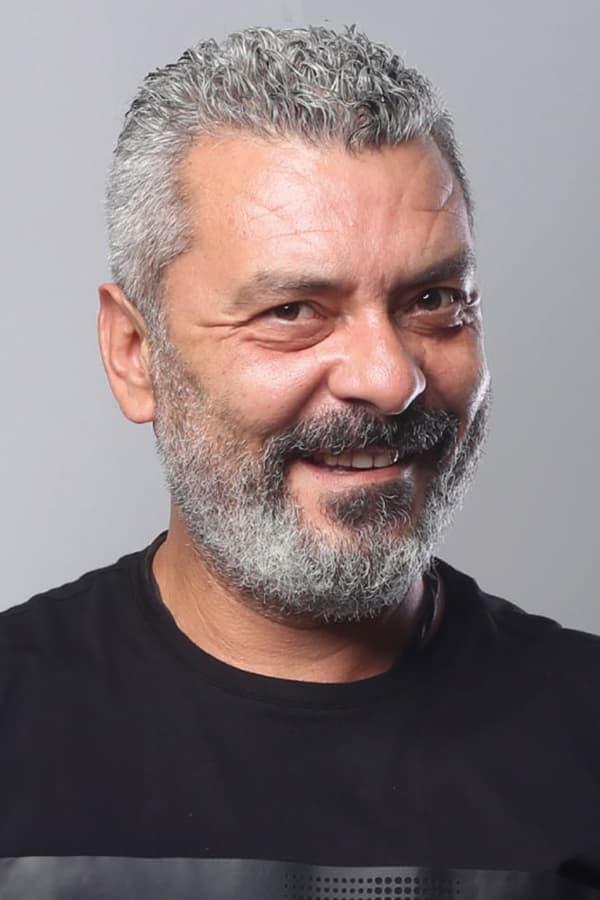 تصویر هنرمند Necmi Yapıcı