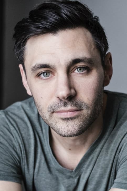 تصویر هنرمند Liam Garrigan