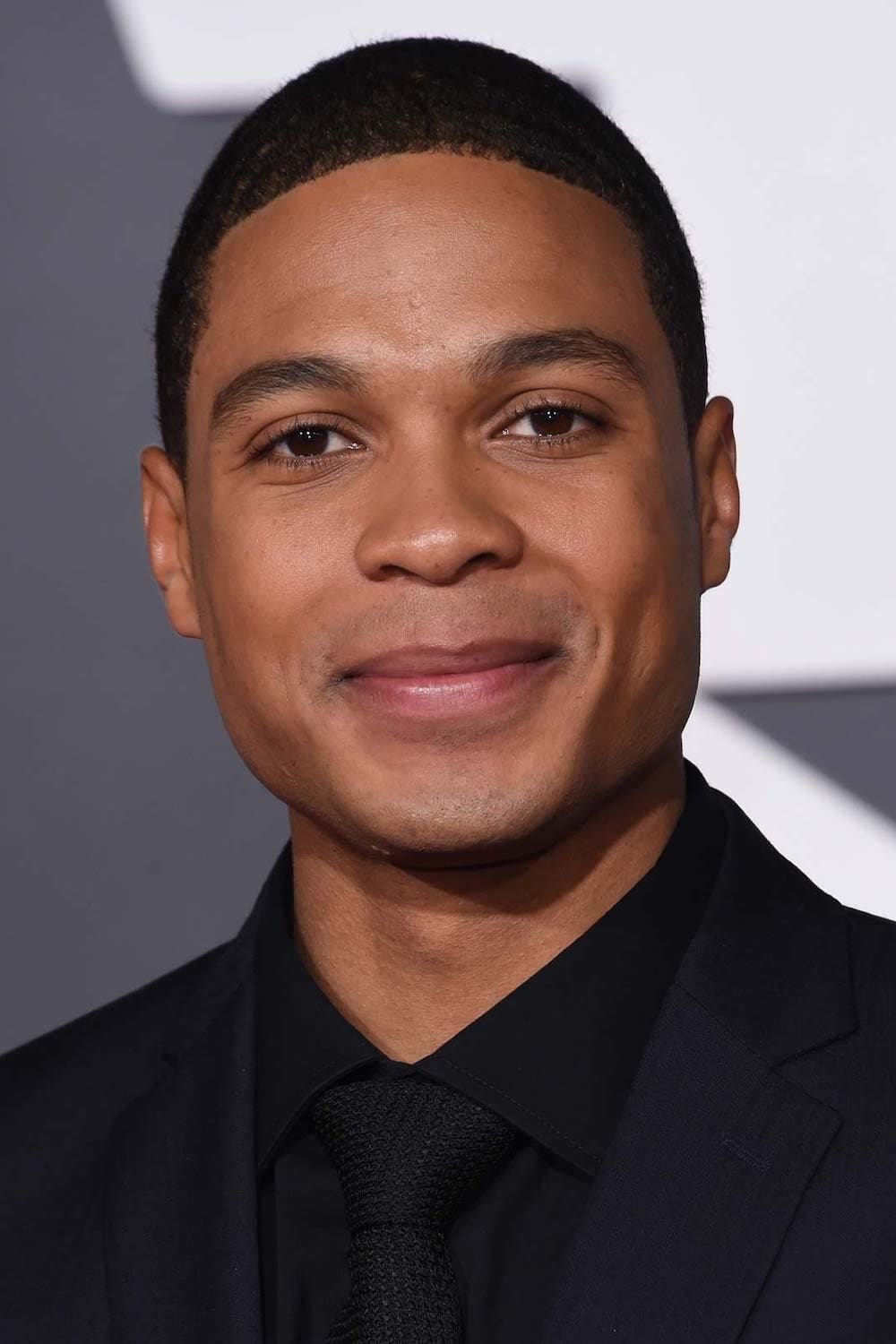 تصویر هنرمند Ray Fisher