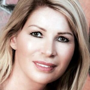 تصویر هنرمند Julie Baronnie