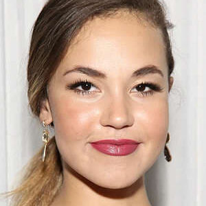 تصویر هنرمند Solea Pfeiffer