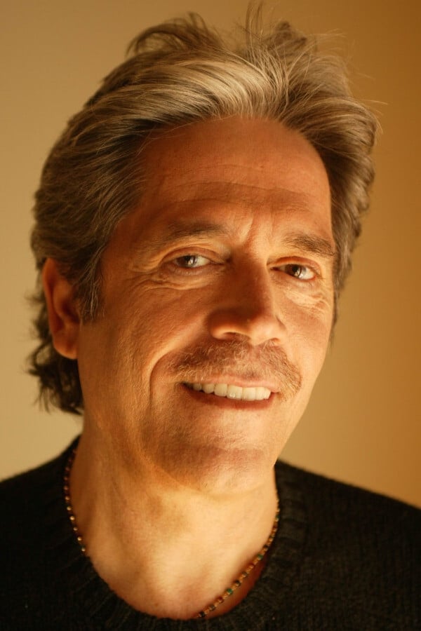 تصویر هنرمند Mario Kassar