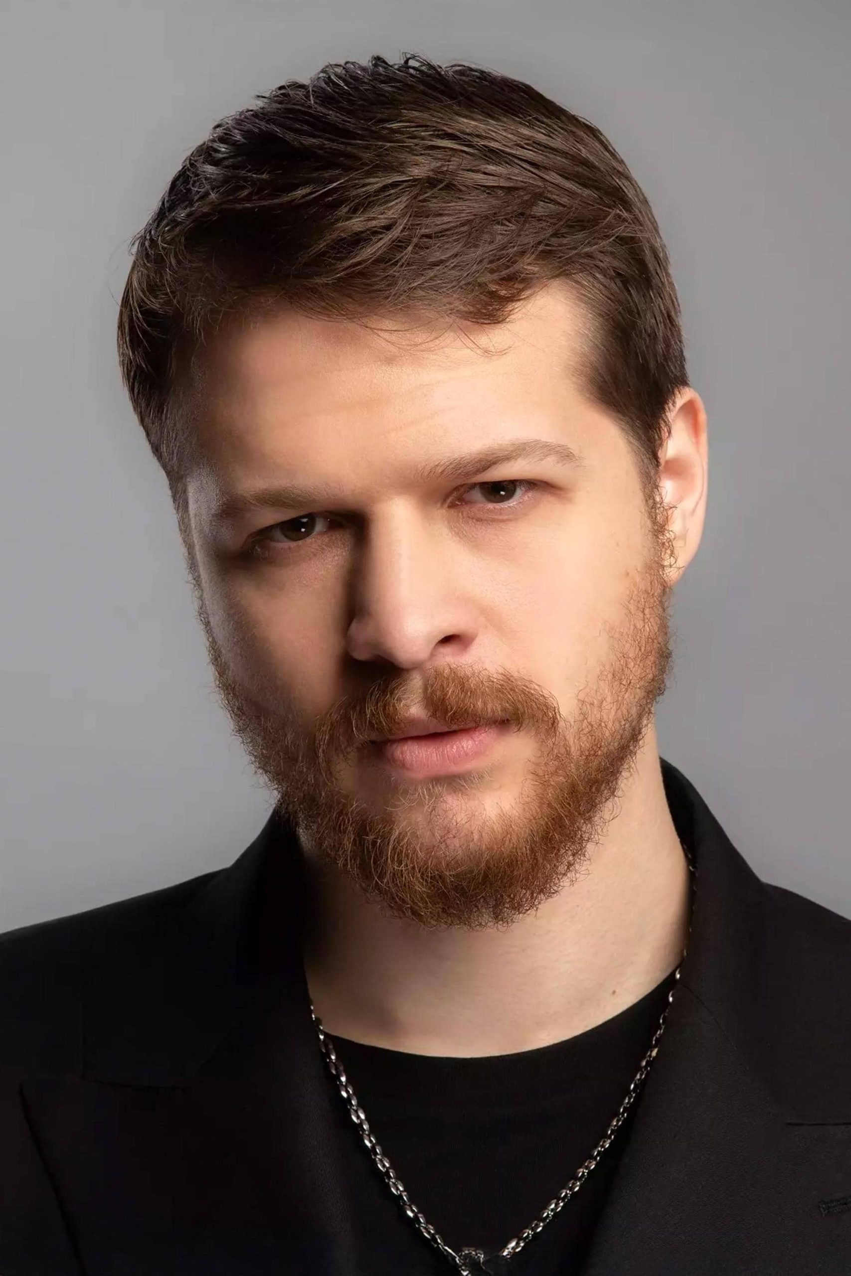 تصویر هنرمند Burak Yörük