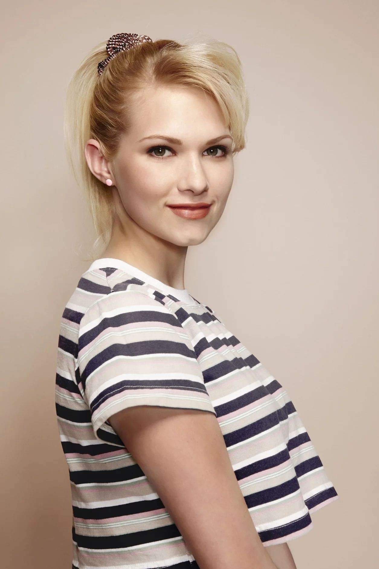 تصویر هنرمند Claudia Lee