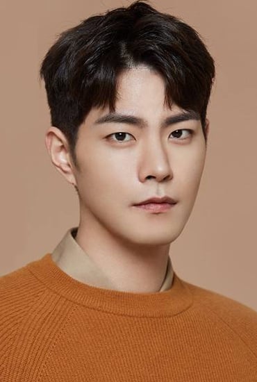 تصویر هنرمند Hong Jong-hyun