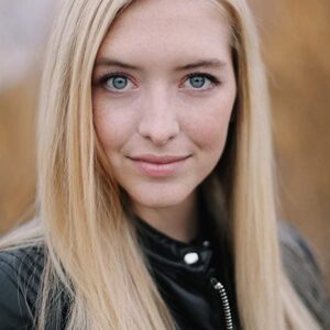 تصویر هنرمند Courtney Coker