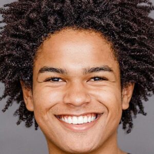 تصویر هنرمند Juan Queiroz