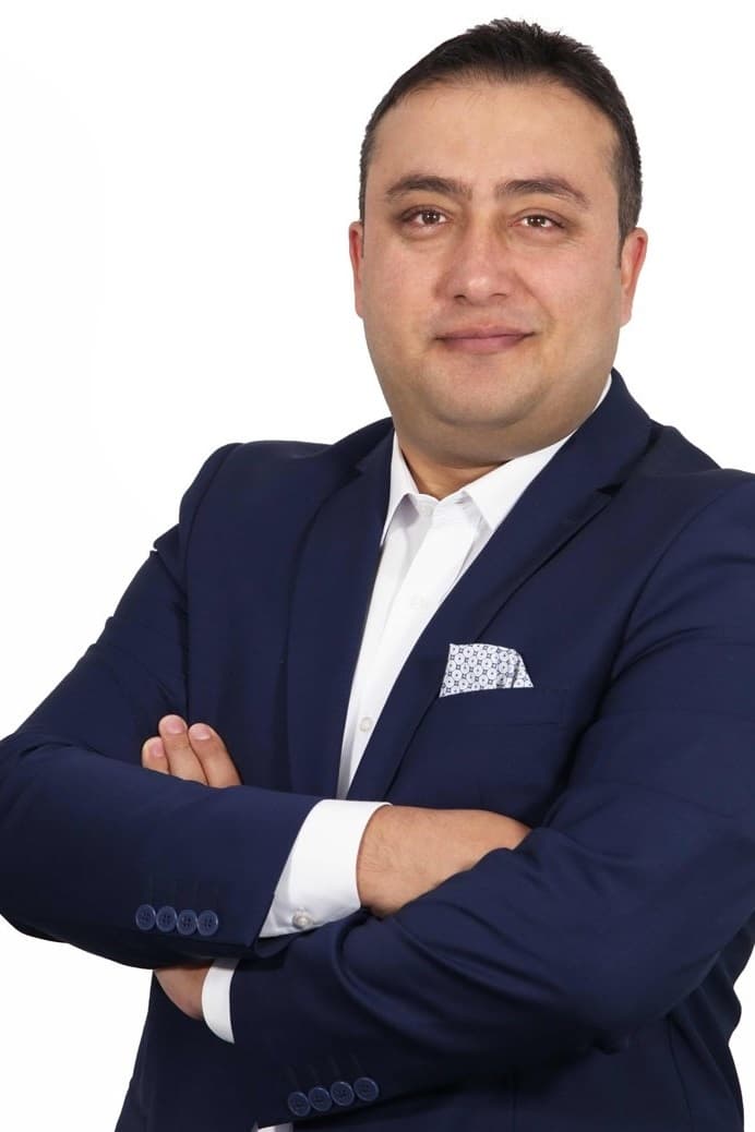 تصویر هنرمند Ozan Bingöl