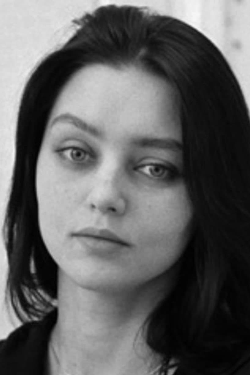 تصویر هنرمند Nastya Golubeva Carax