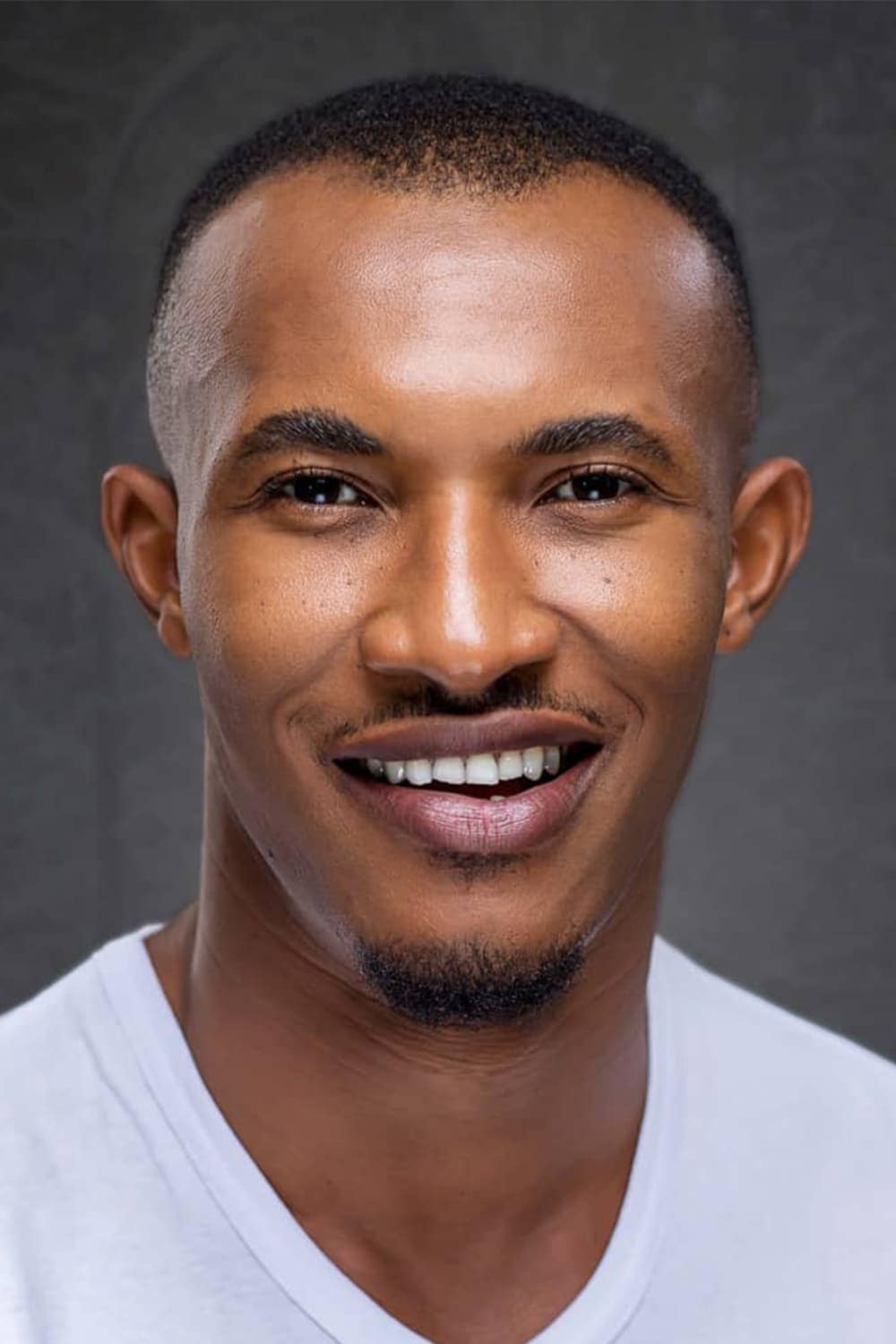 تصویر هنرمند Gideon Okeke