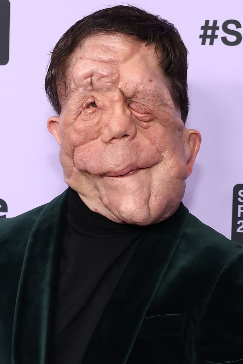 تصویر هنرمند Adam Pearson