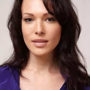 تصویر هنرمند Erin Cummings