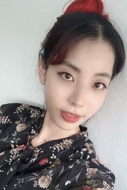 تصویر هنرمند Yoo Min-joo