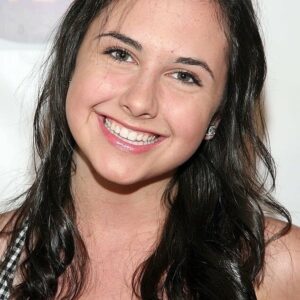 تصویر هنرمند Hailey Anne Nelson