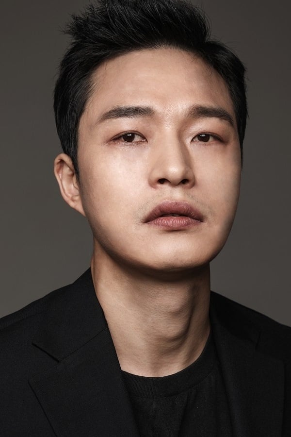 تصویر هنرمند Lee Seong-woo