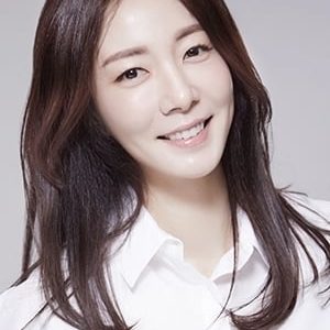 تصویر هنرمند Jung Ji-yoon