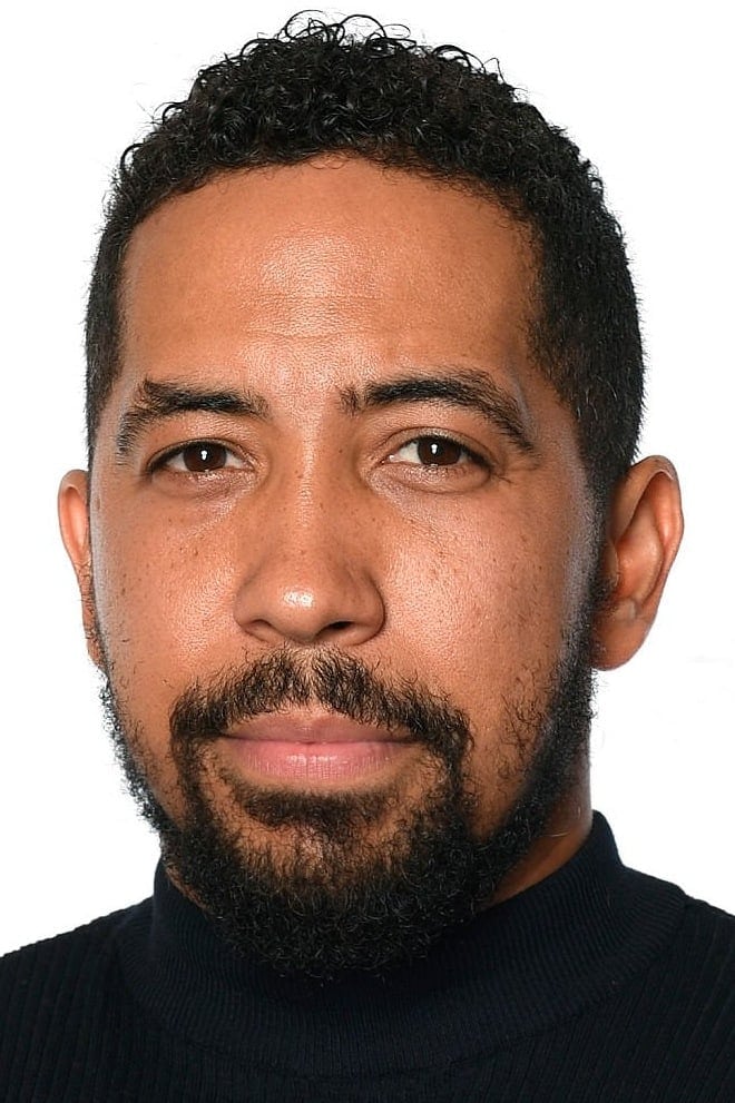 تصویر هنرمند Neil Brown Jr.