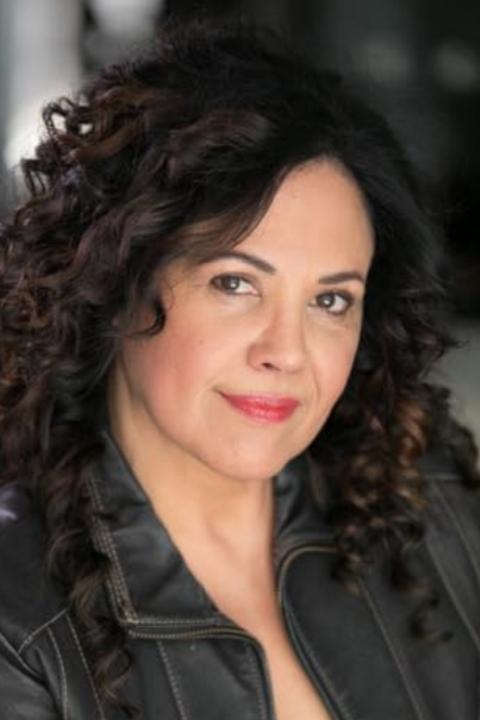تصویر هنرمند Julie Garcia-Briceno