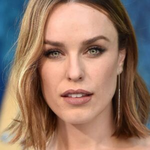 تصویر هنرمند Jessica McNamee
