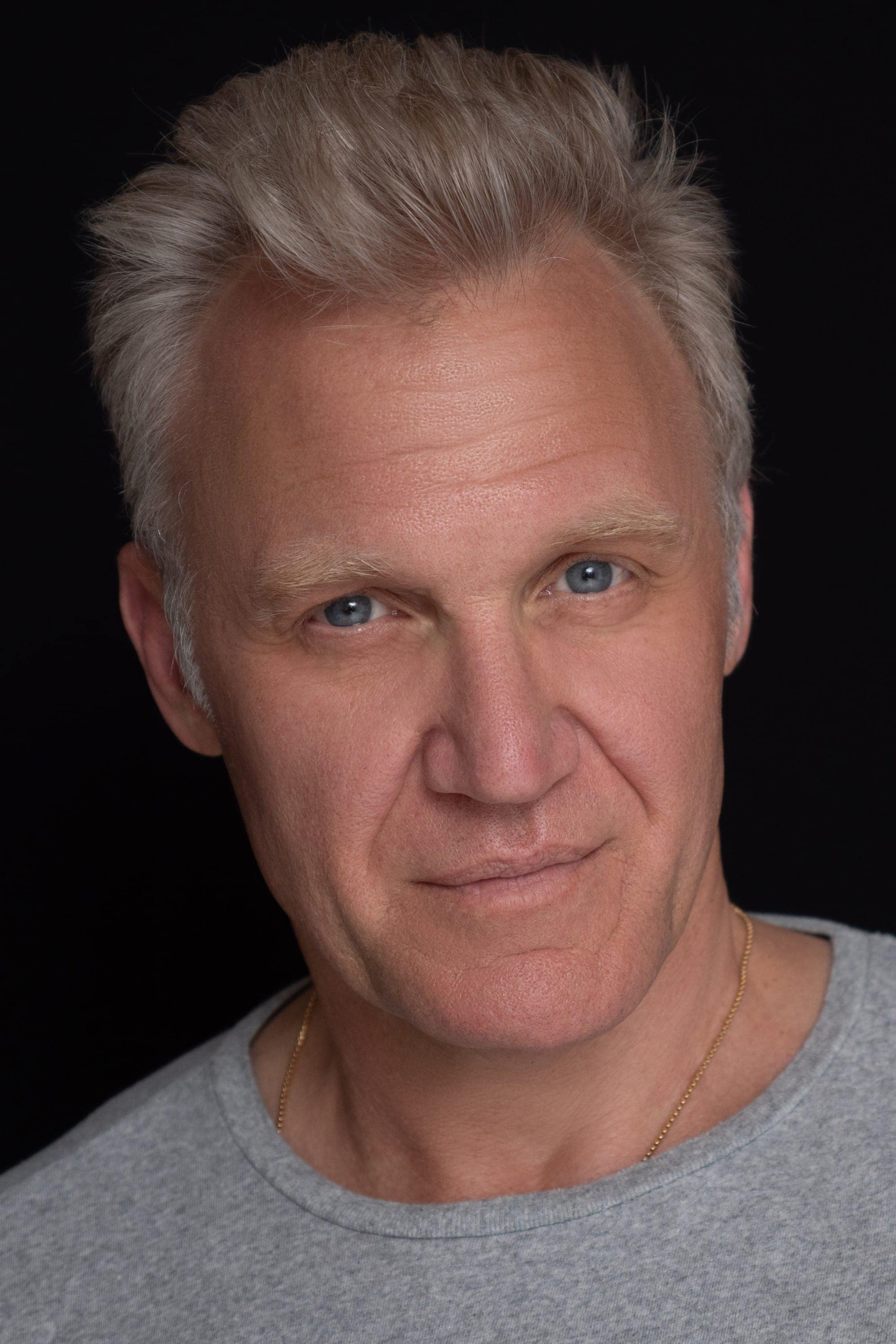 تصویر هنرمند Terry Serpico