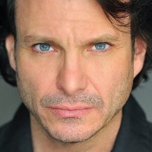 تصویر هنرمند Stephen Manley