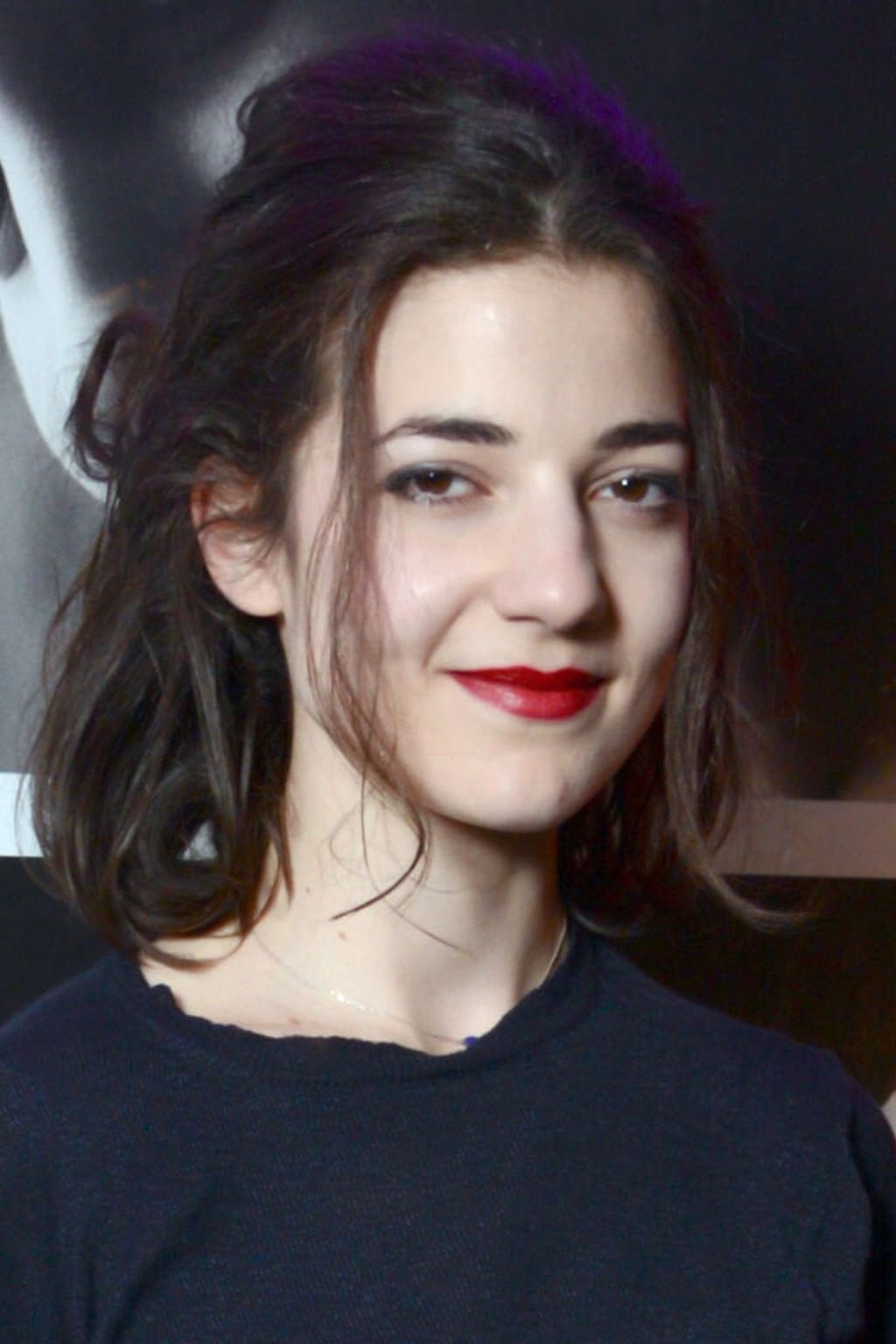 تصویر هنرمند Esther Garrel