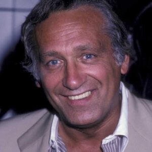 تصویر هنرمند Carmine Caridi