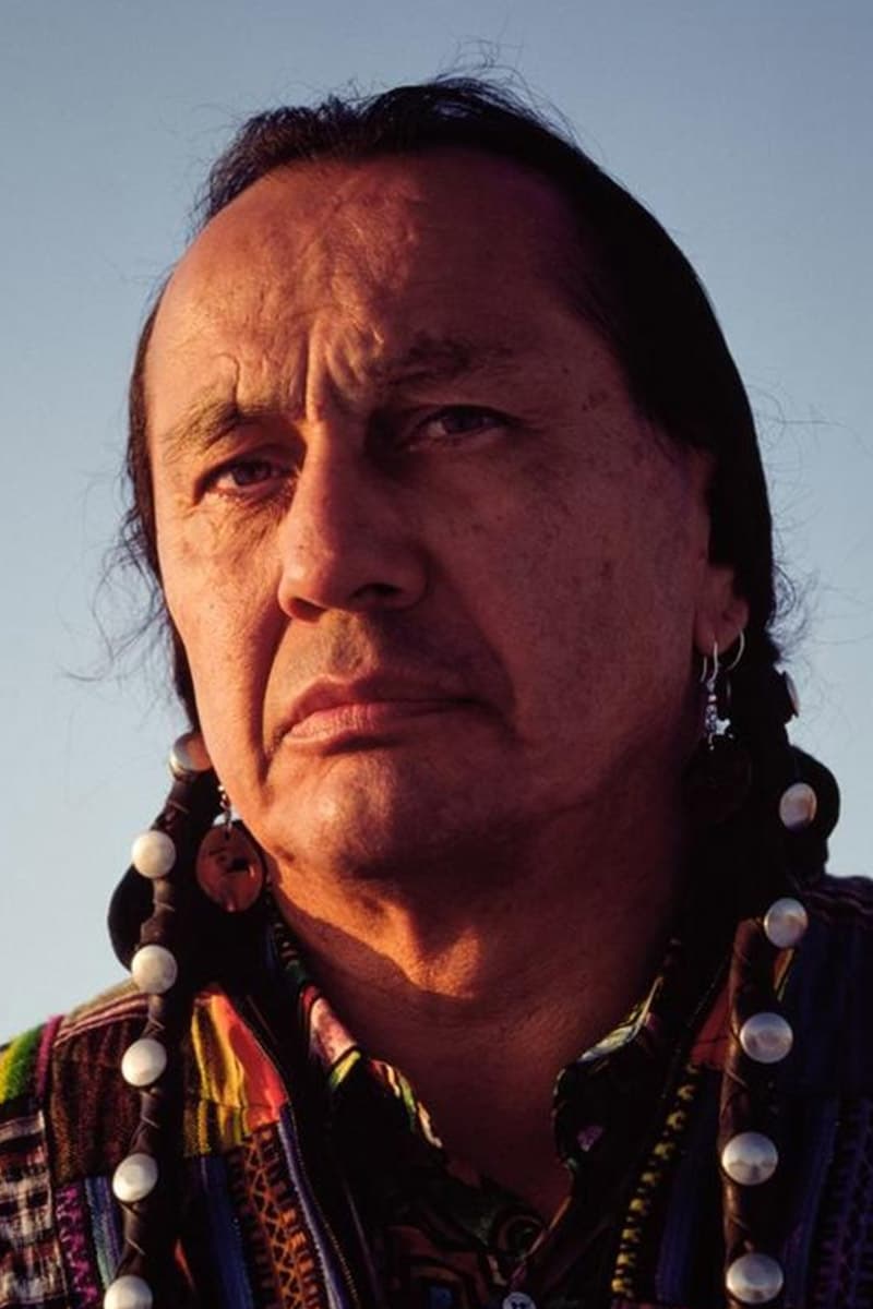تصویر هنرمند Russell Means