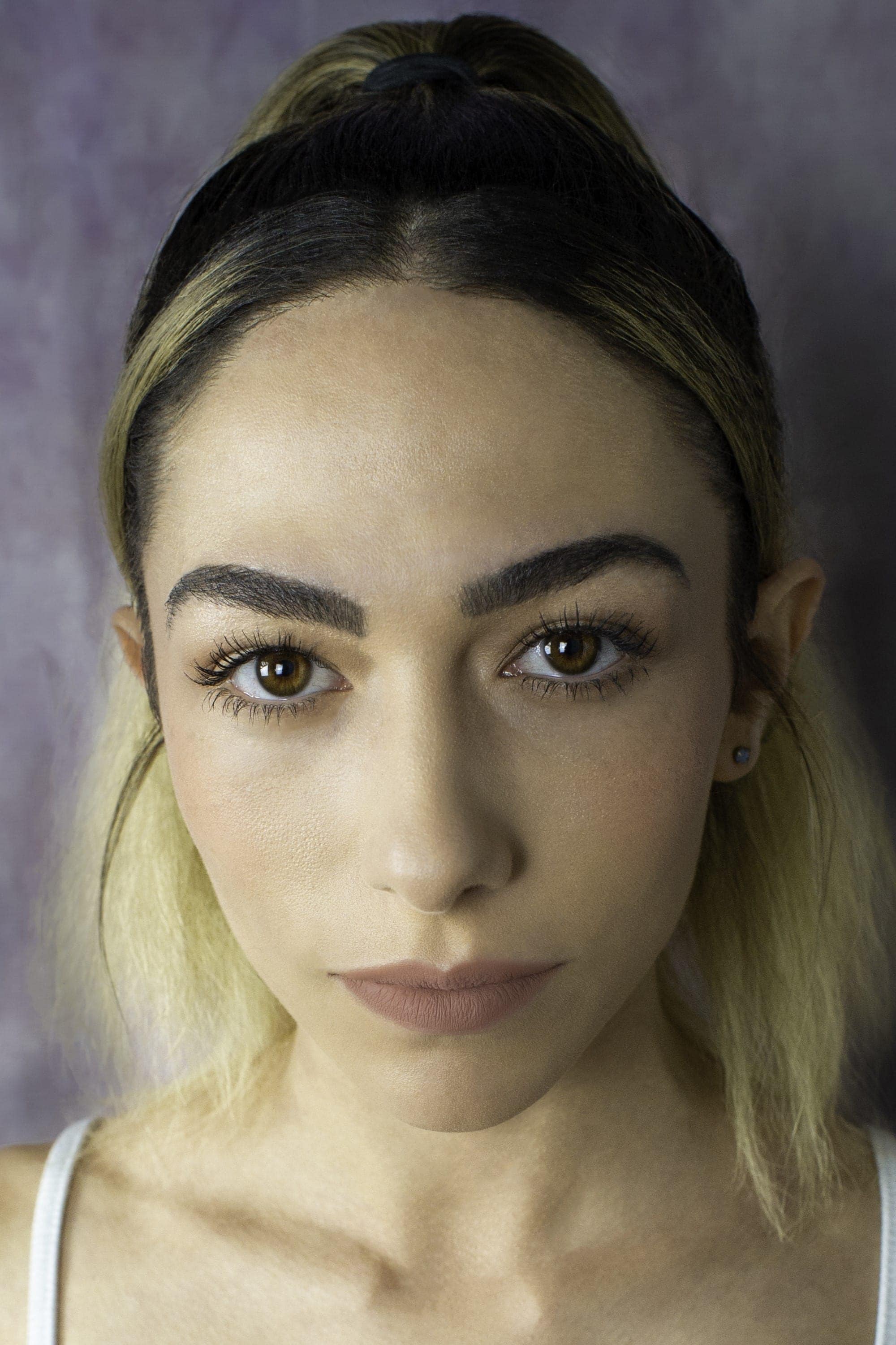 تصویر هنرمند Alexanna Brier