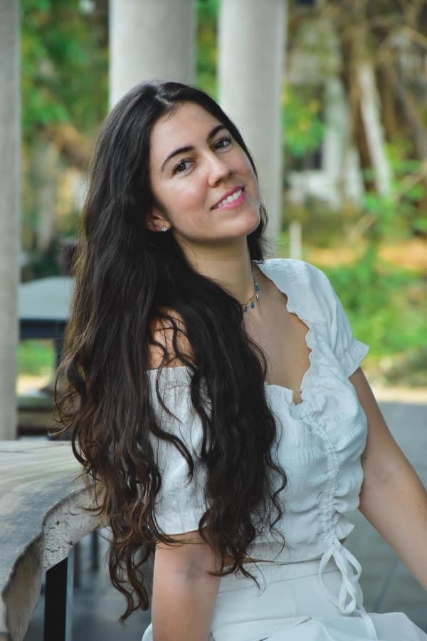 تصویر هنرمند Bethany Nicole Cummins