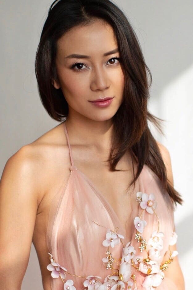 تصویر هنرمند Angela Zhou
