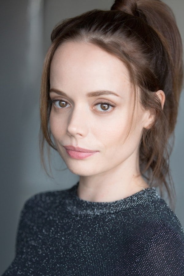 تصویر هنرمند Alice Henley