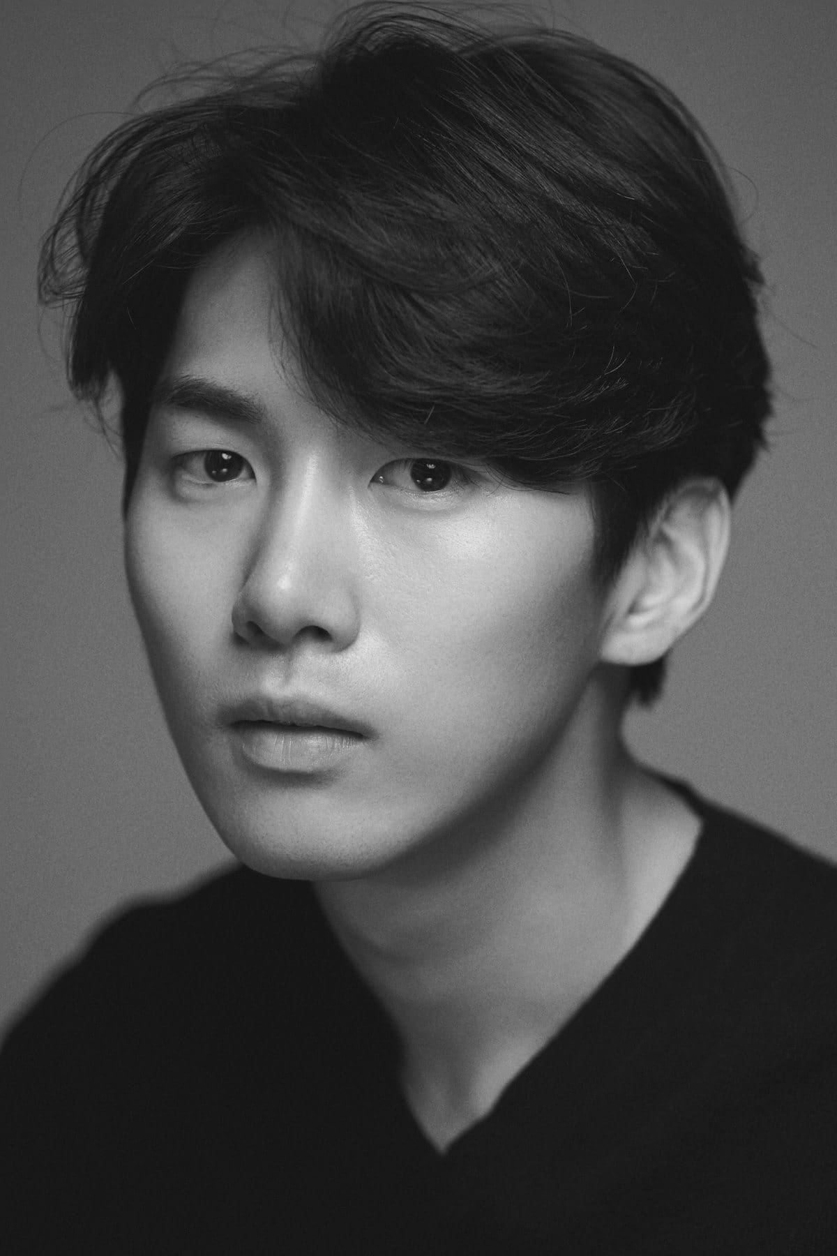 تصویر هنرمند Lee Jae-joon
