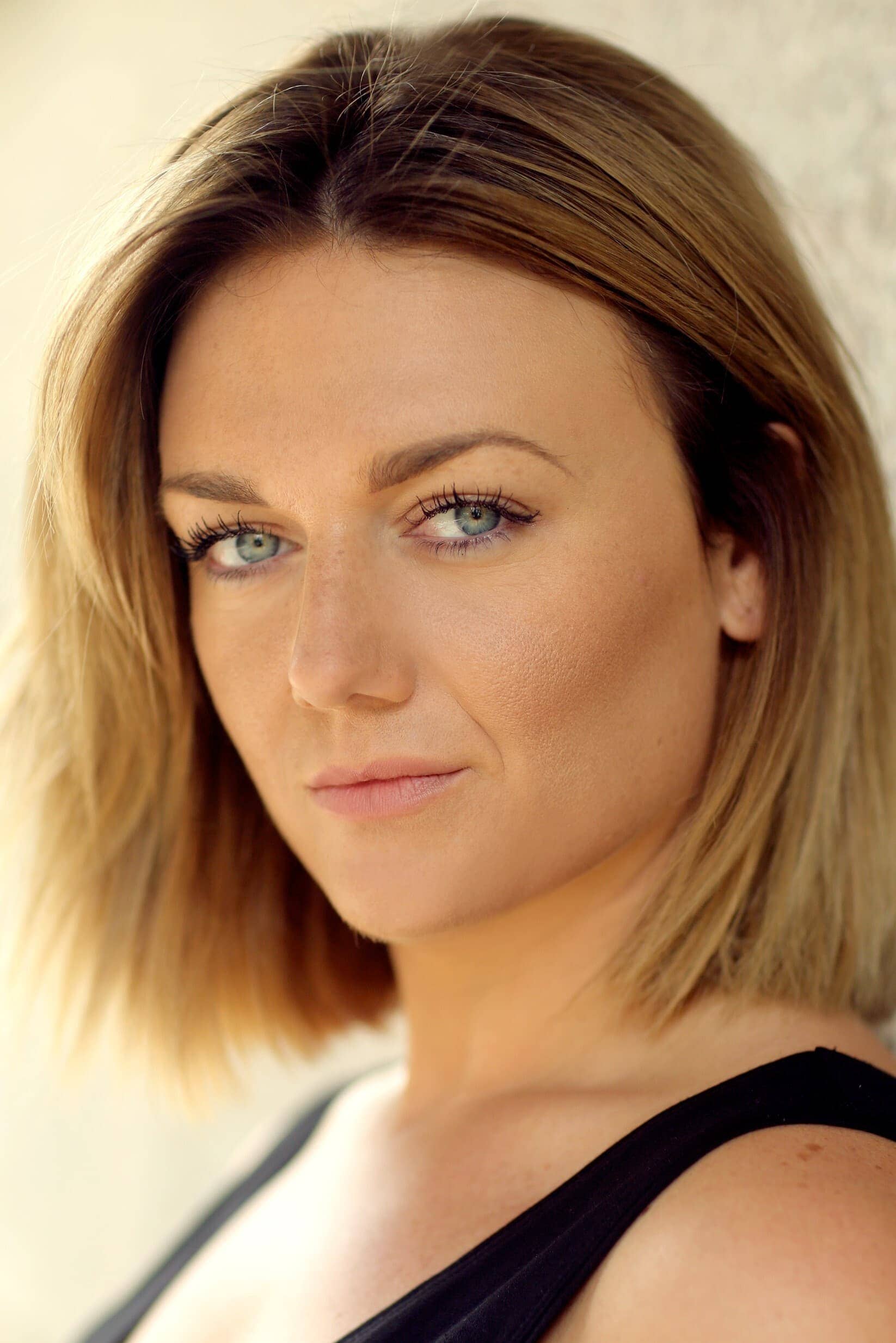 تصویر هنرمند Faye McKeever