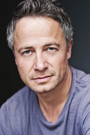 تصویر هنرمند Oliver Milburn