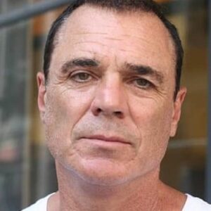 تصویر هنرمند John Cenatiempo