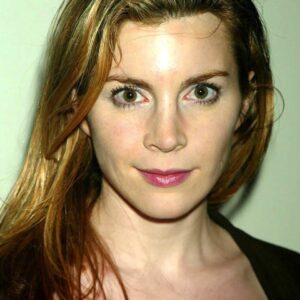 تصویر هنرمند Clara Bellar