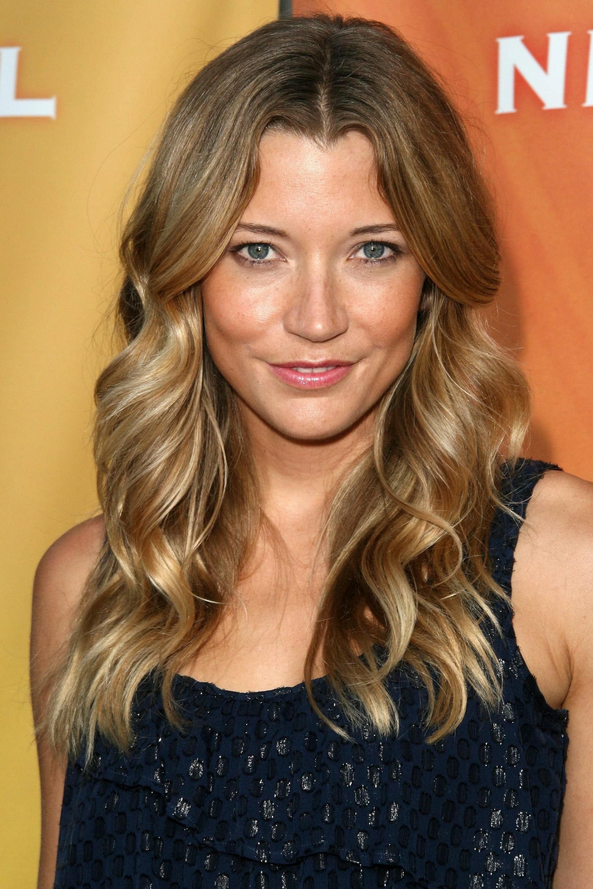 تصویر هنرمند Sarah Roemer