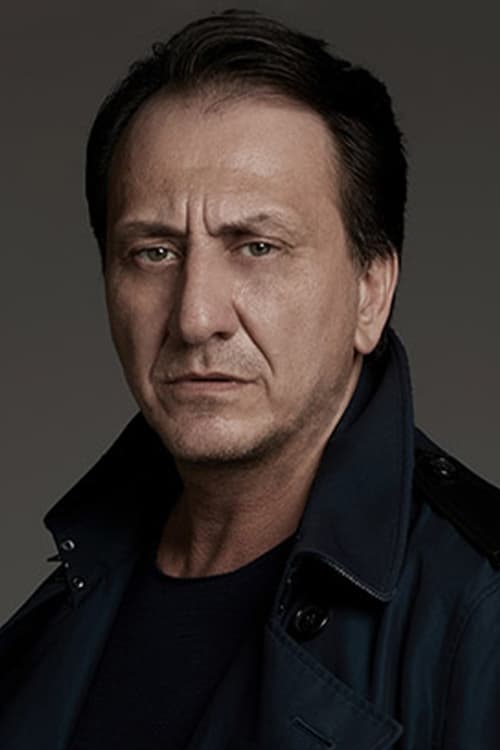 تصویر هنرمند Özgür Ozan