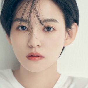 تصویر هنرمند Kim Yoon-hye
