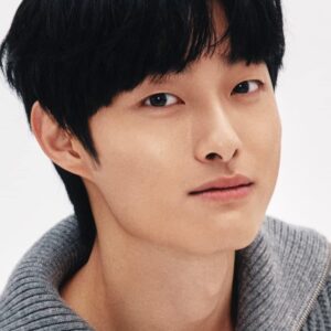 تصویر هنرمند Yoon Chan-young